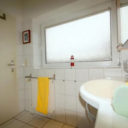 4 Personen Mit Kanu, Kaminofen Und Herrlichem Seeblick In