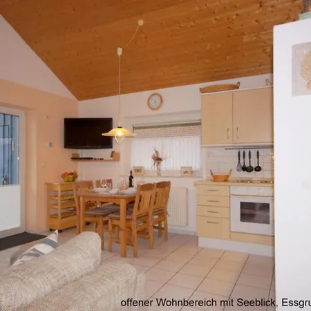 4 Personen Mit Kanu, Kaminofen Und Herrlichem Seeblick In * Otterndorf