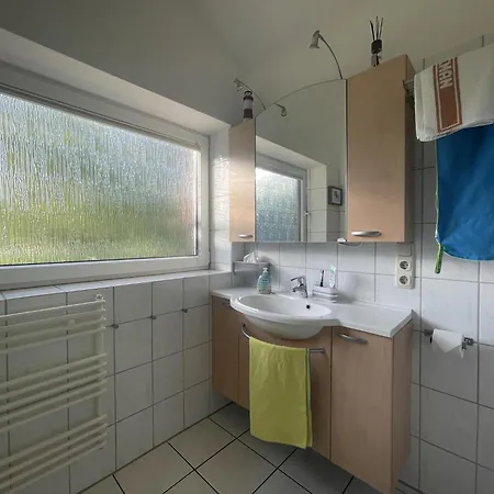 Ferienhaus 4 Personen Mit Kanu, Kaminofen Und Herrlichem Seeblick In *