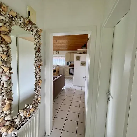 4 Personen Mit Kanu, Kaminofen Und Herrlichem Seeblick In Ferienhaus *